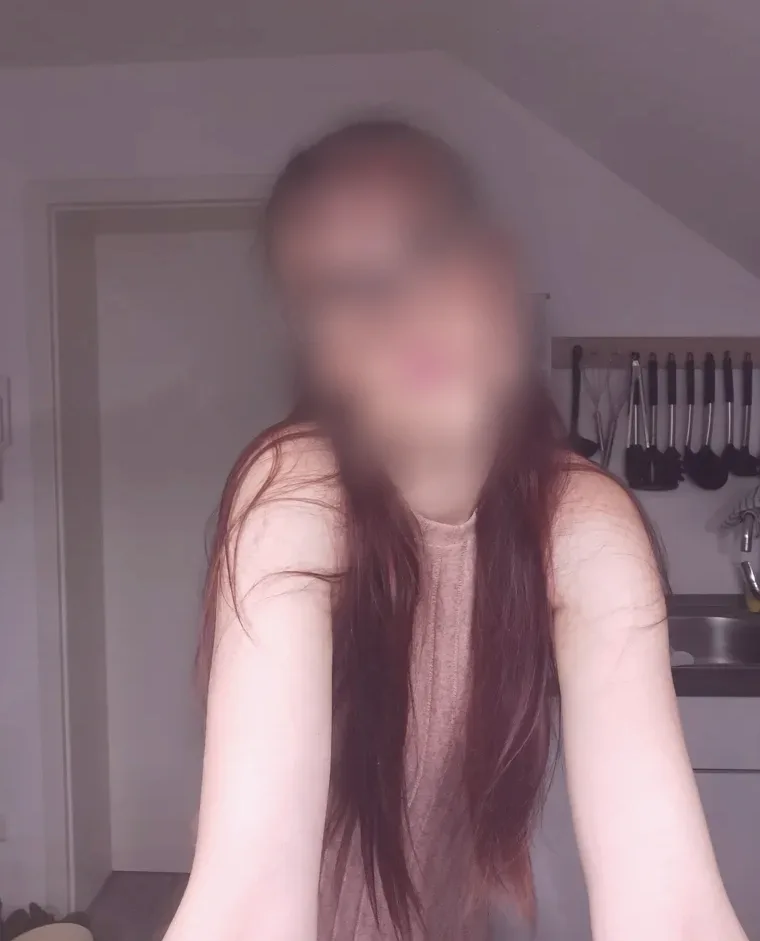 Macarena, 28 años